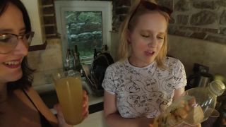 ELLY_S_BIRTHDAY_-_Thomas_Muse_-_EP11-1