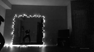 Lucy - loopyy () Loopyy - taking another break from our regularly scheduled program to show yall this dance video 20-03-2020-5