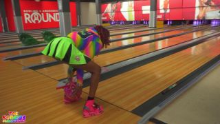 GIbbyTheClown - Bowled a strike down her thoat - Public Blowjob-6