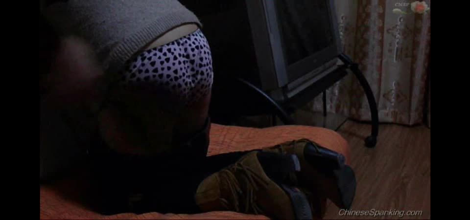 Free Porn Spank Video | [hotspanker.com] M055 - New Model Lea Tried Leather Spanking by Man