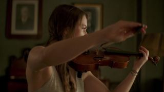 Hera Hilmar - An Ordinary Man (2017) HD 1080p!!!-8