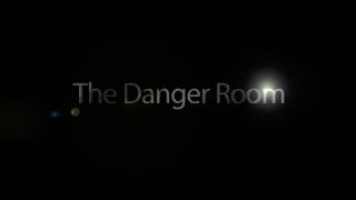 3D 09887 Men The Danger Room-0