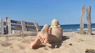  Amateur  My Dirty Hobby: Goddess Lena - Nackt am strand - Goddess   Amateur-1