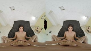 Sophie Weber - Cum In Me, Stepdaddy - VirtualTaboo (UltraHD 4K 2024) New Porn-5