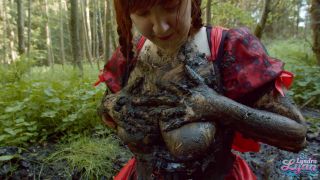 Lyndra Lynn - Rotkäppchen masturbiert im waldschlamm 1080P - Amateur-3