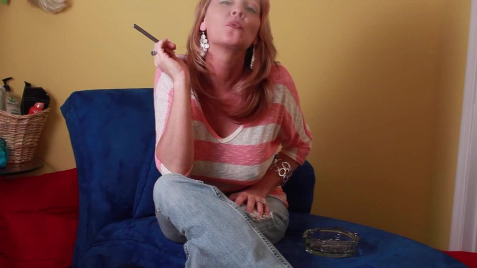 BuddahsPlayground - Milf Smoking & Masturbation