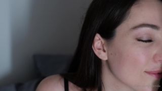 Orenda ASMR Soft Kisses Soft Touch & Sort Breathing-6