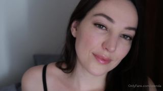 Orenda ASMR Soft Kisses Soft Touch & Sort Breathing-9