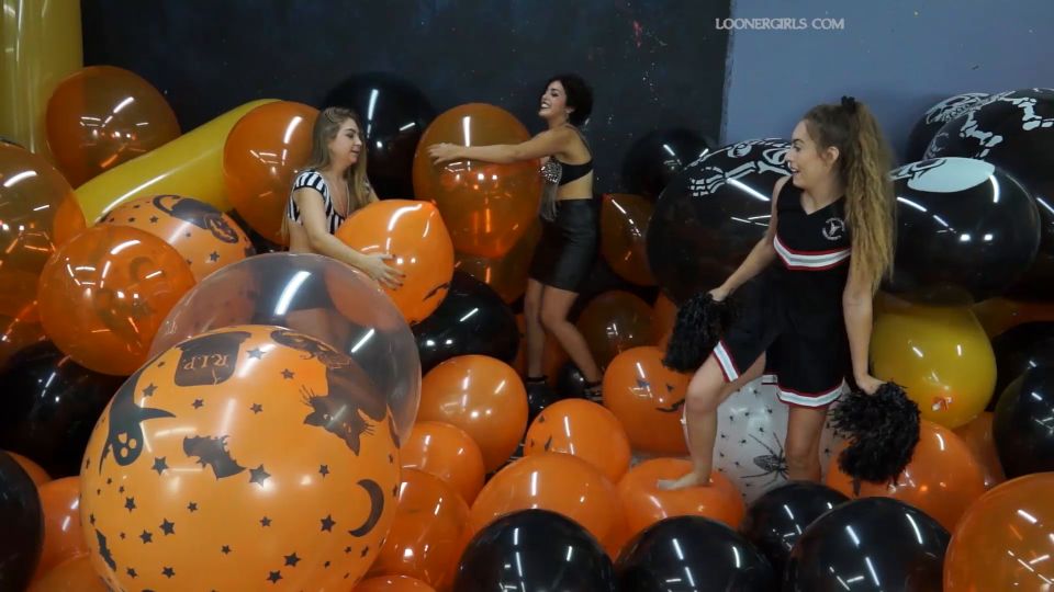 Custom Fetish - Halloween 2017 Balloon Pop Costume Party - Fetish