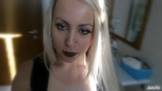 Jessica Smith The Goddess Of The Panet - Smoking-8