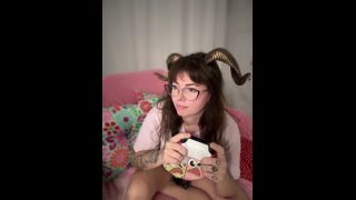  Cumshots Nikki Nicole, Nikki, NICOLE Want me to suck the cum out of your bbc?-2