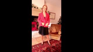 Christmas Shopper Claudine - MILF-3