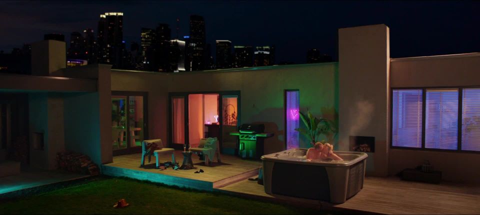 Eva van de Wijdeven, Dorien Rose Duinker, etc - Onze Jongens in Miami (2020) HD 1080p!!!