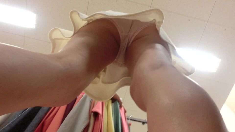 Extreme and erotic shop assistant full body voyeur – sspd59 Voyeur