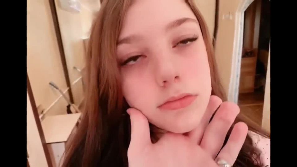 Little Kimberley – Cum on sweet beautiful teen face!!!