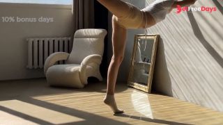 [GetFreeDays.com] juicy hot mommy do yoga Adult Clip December 2022-7