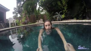 SexUnderwater e0668 Ashley Adams UW Model Training (mp4)-7