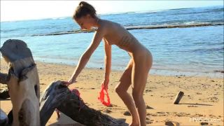 Deep fisting at the beach with two horny girls - Stretching pussy-2