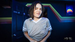 The Barcade (Amateur porn) Naudi Nala, Peter Green-6