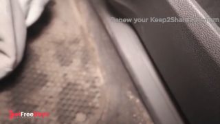 Risky quickie car blowjob-1