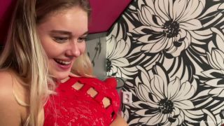 Blonde Gives Birth Through Her Giant Butt Quick View Porn...-2