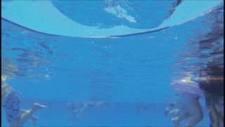 Online Tube Voyeur Under the water in the swimming pool - voyeur-5