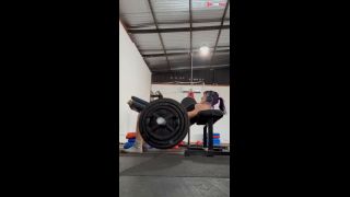 tiktoks compilation being a SLUT in THE GYM - Ass focus - mikitabby-2