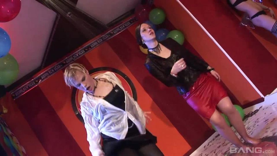 Vivian Mello Gets Horny On New Years solo Sharka Blue, Francesca Felucci, Vivian Mello, Velvet, Renata Black, Nataly Dangelo, Carmen Blue, Melvina Raquel, Federica Hill