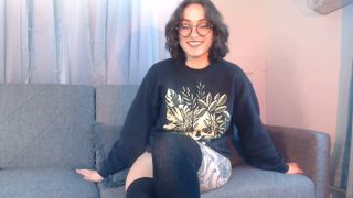 Feet porn  Saradoesscience - Witchy Girlfriend Bimbofication Spell - Manyvids  Manyvids -1