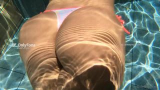 Steffymoreno - i love swimming and teasing you underwateri feel like a mermaid seducing you and ready 12-07-2022-2