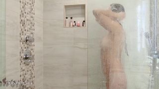 7128 Eva Francine - Shower-2