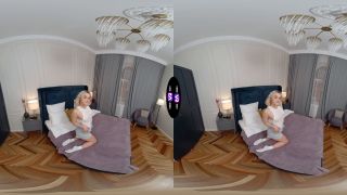 Fragile blonde enjoys a toy - Oculus 5k - Fingering-1