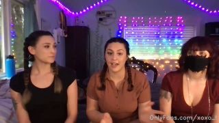 xoxo_t Big Natural Tits BW Live Friends HD 720p 2025 OnlyFan-2