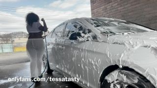 Tessa Tasty - ass out car wash - Solo-2