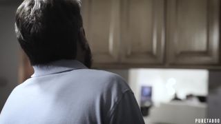 Uncle Secrets Exposed: Giselle Palmer's Shocking Encounter-9