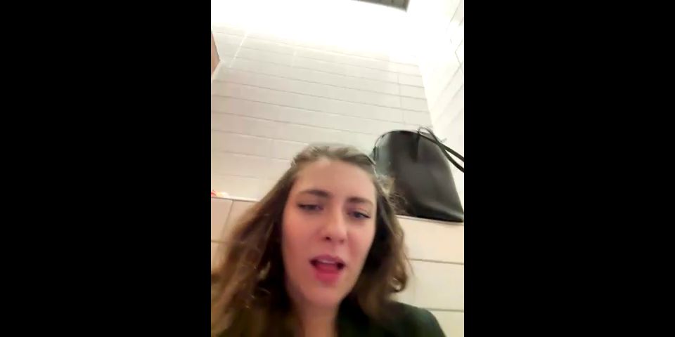 fetish Seraphine23 Seraphine23 Teases her Milky Assets in Kinky Cow Roleplay Video