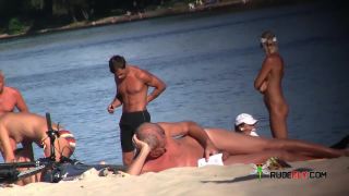 Amateur nude plage orgy 4-2