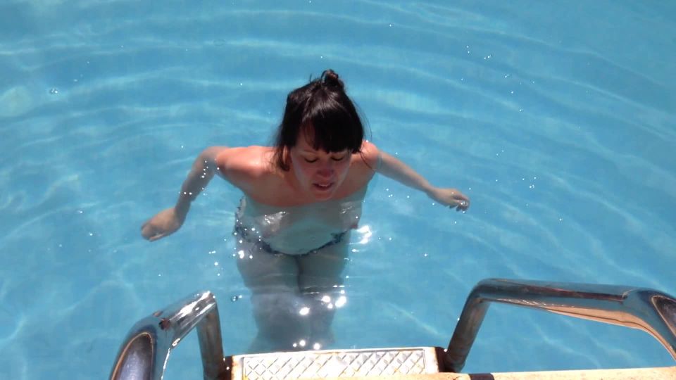 Hot Wife Lucy - xxxlucylove () Xxxlucylove - is the water cold or am i just pleased to see you milf funinthepool holiday boobs 07-11-2018