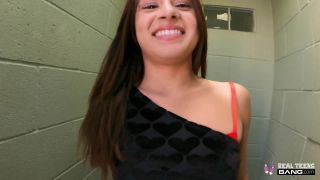 Sucks A Dick In A Public Toilet (Teen) Mickey Violet-2