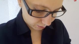 CaseyCum - 14. Tuerchen - Krass - Bueroschlampe Keine 3 Minuten bis zu ...-4