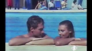 L’insegnante al mare con tutta la classe (1980)!!!-1