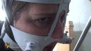 House of Gord14 02 13 Ivy, Liliyana & Poppy - Double Trouble Tilt Sucker (Scene)-9