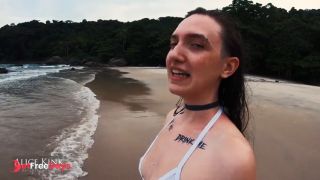 [GetFreeDays.com] Tirando o Micro Bikini Transparente na Prainha Branca - SPBrasil Sex Film February 2023-5