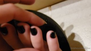 xxx video 13 czech foot fetish prii feet 21-09-2020-123198806-Flipflops, feet on feet porn-6