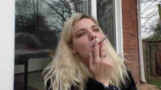 adult clip 26 Bad Dolly – Smoking on a Cold Day on big ass porn big tits lesbian ass licking-0