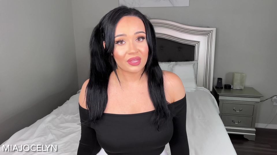 Mia Jocelyn - Bratty Slut Teases Daddys Cock.