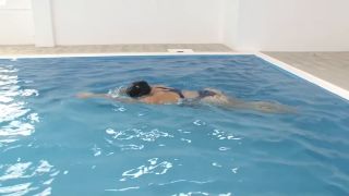 Yukie Natsuki: Poolside Pleasure with Hot Body | 1080p FullHD-1