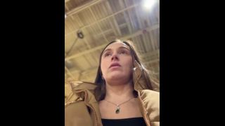 Breckie Hill OnlyFans leak video of steamy cock worship and fucking Breckie Hill Blowjob-1