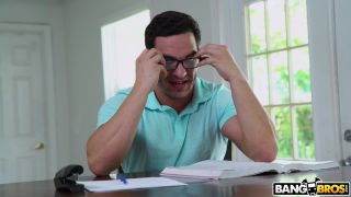 Rose Monroe Peeking In On This Juicy Big Ass (Big Ass porn)-2