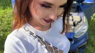 Flexy Lover - Asked the bitch to help fix the car, but she helped my dick.-2